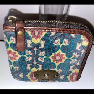 Fossil zip round wallet